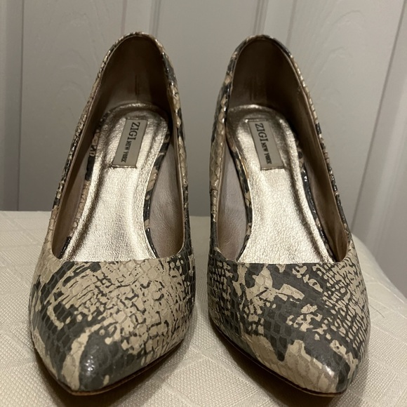 Women shoes - Picture 2 of 3